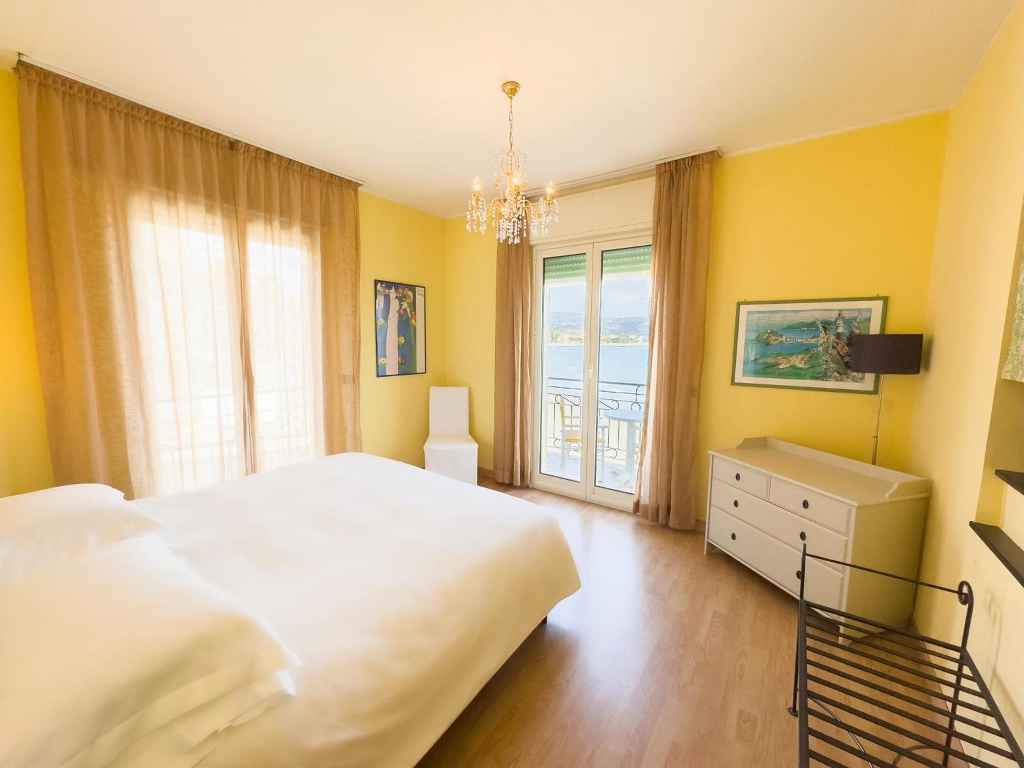 Jasmin Charme Hotel Diano Marina Exterior photo